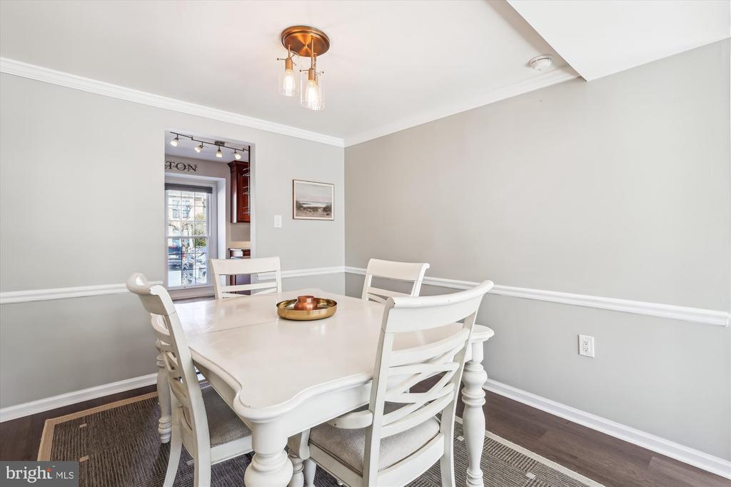 4323 GYPSY COURT