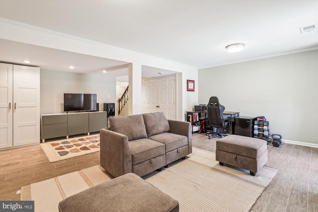 4323 GYPSY COURT