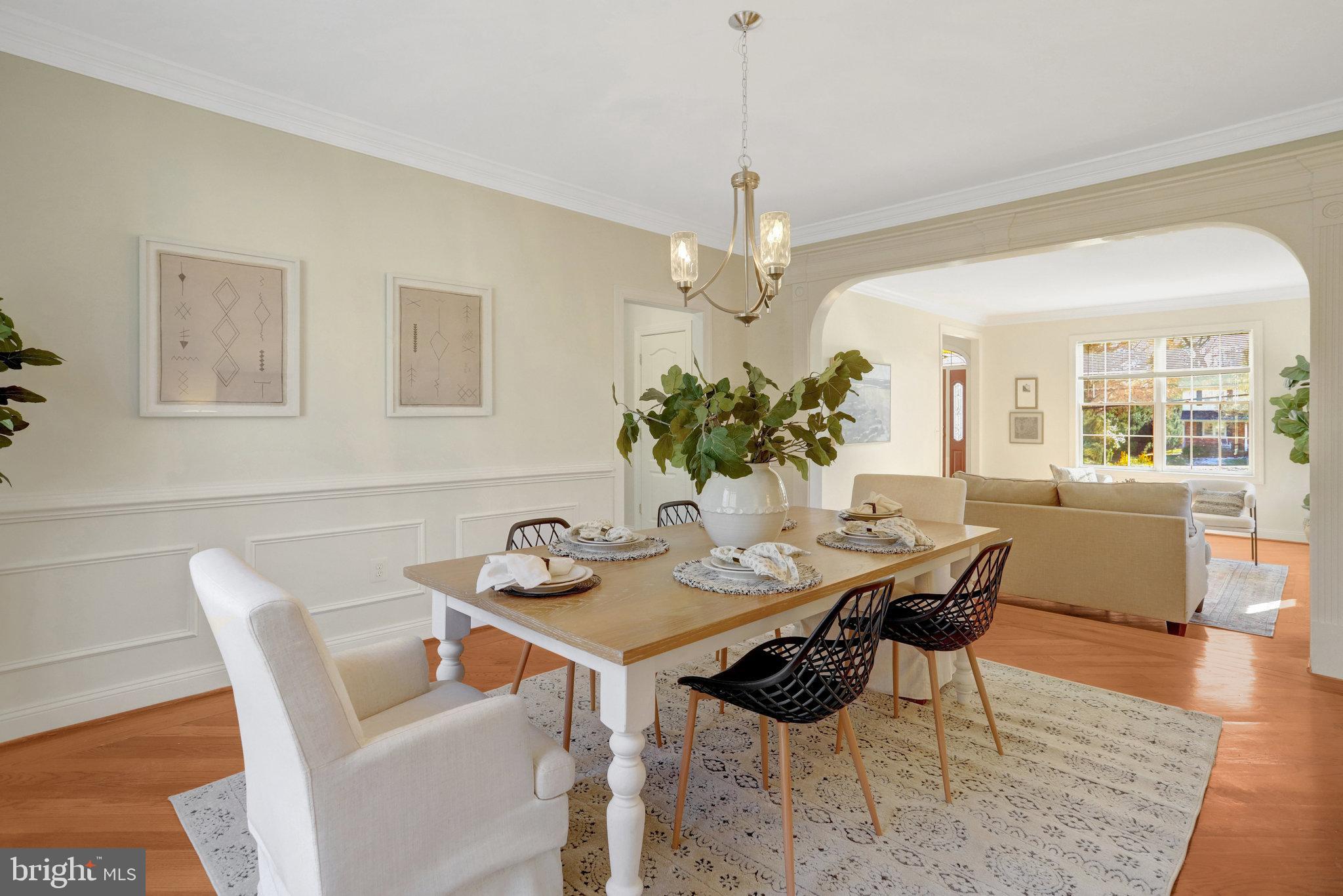 2412 SHERWOOD HALL LANE