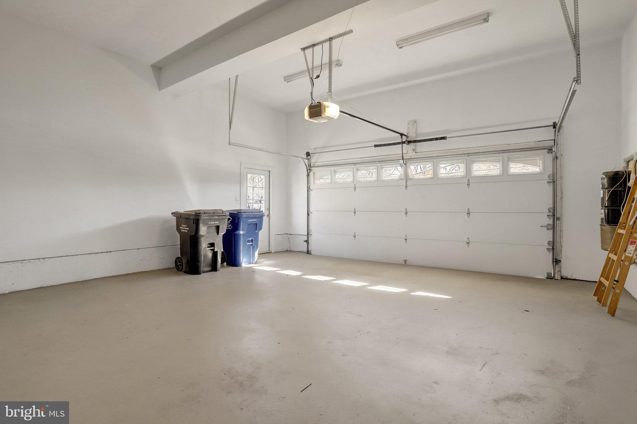 2412 SHERWOOD HALL LANE