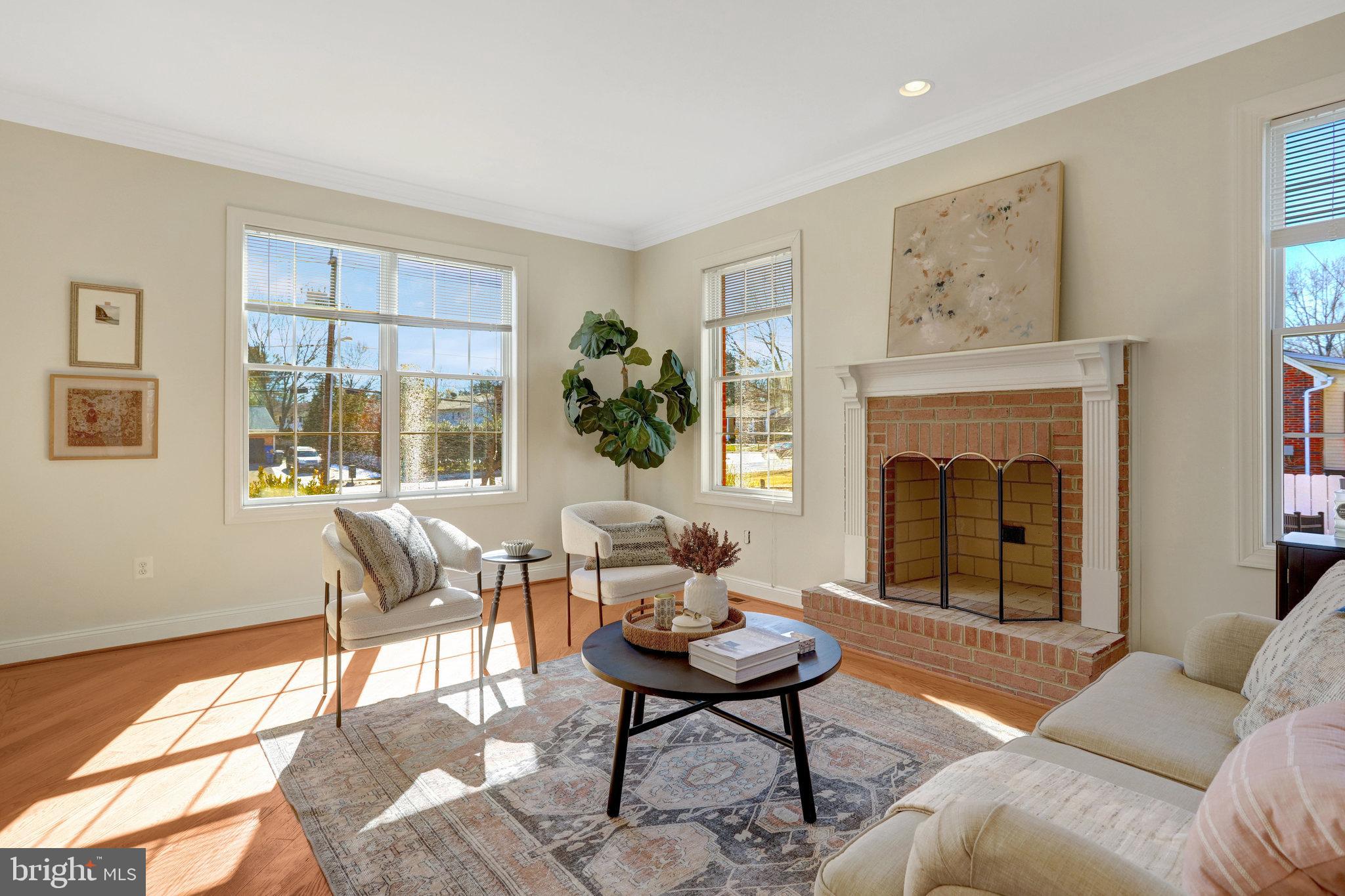 2412 SHERWOOD HALL LANE