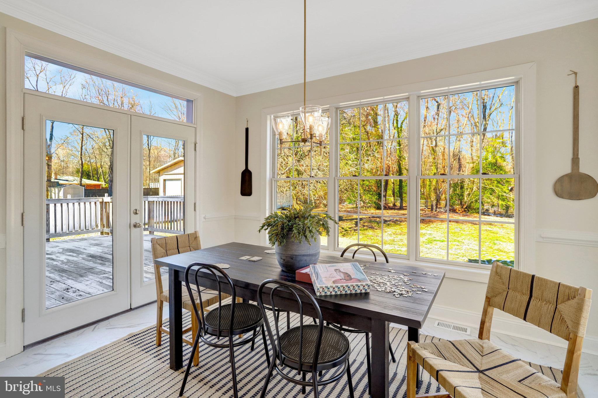 2412 SHERWOOD HALL LANE