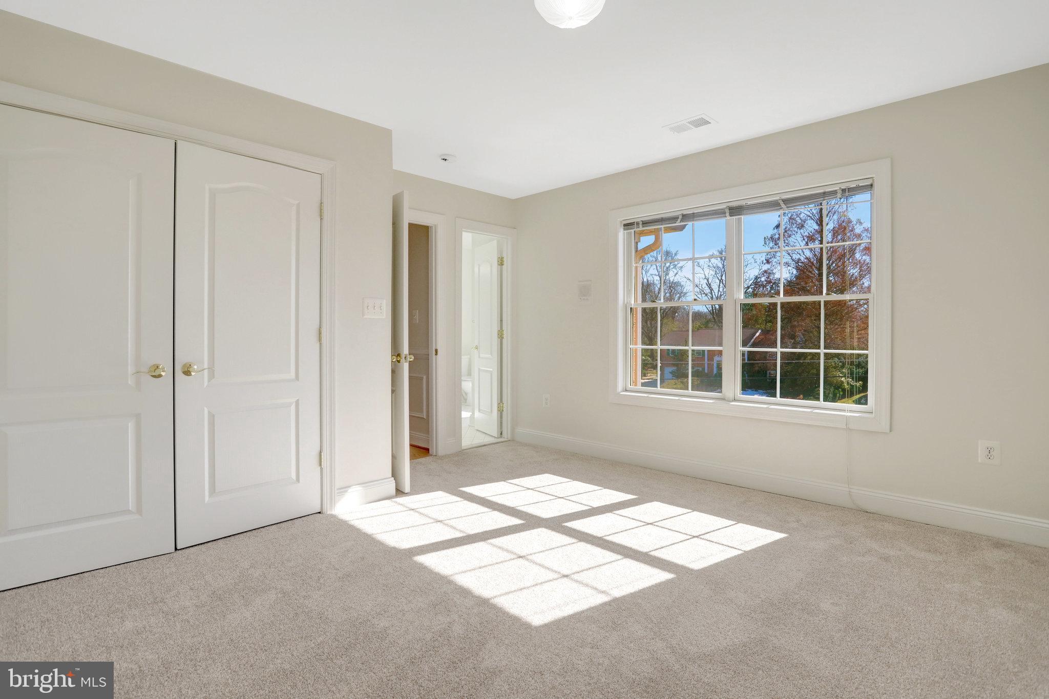 2412 SHERWOOD HALL LANE