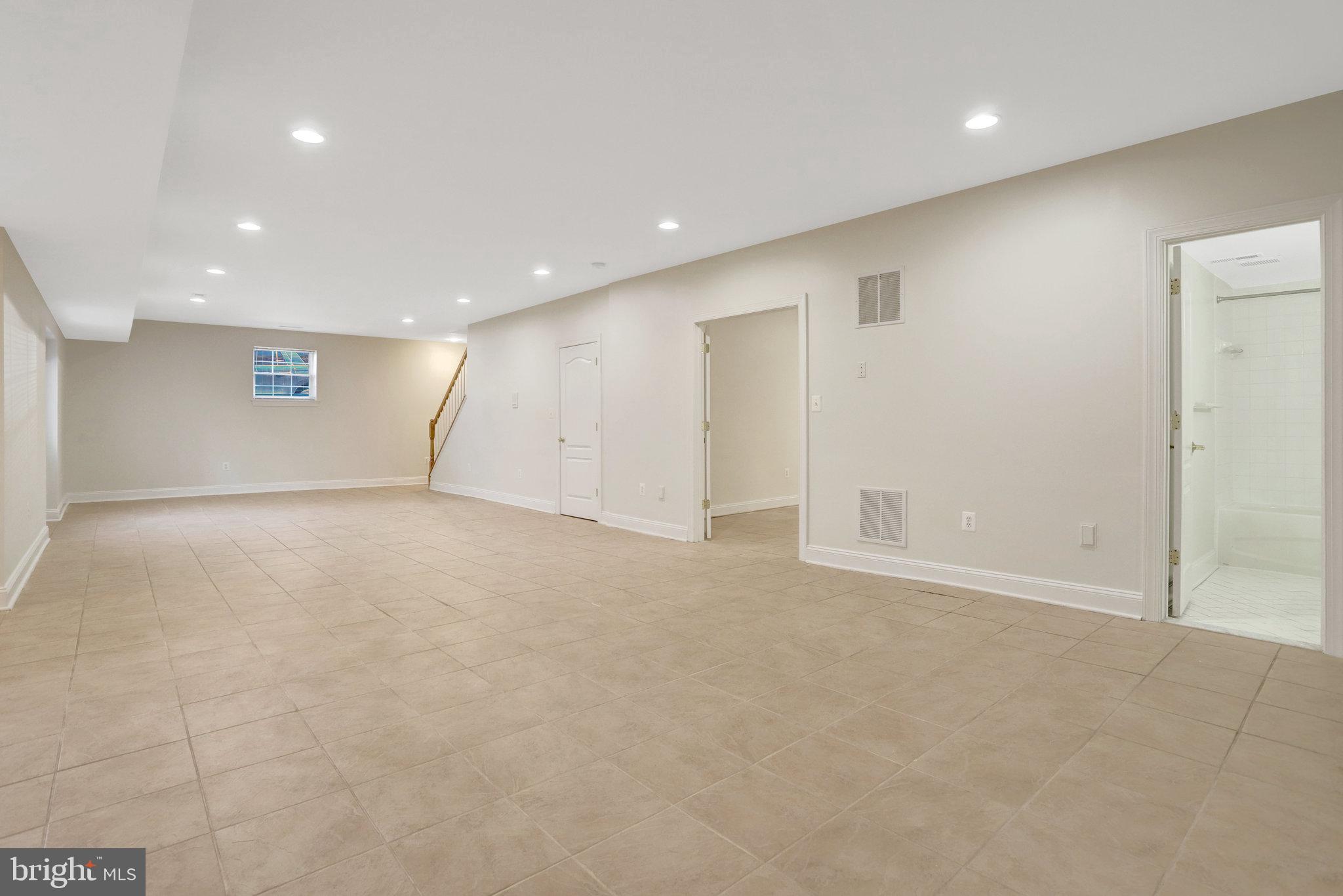 2412 SHERWOOD HALL LANE