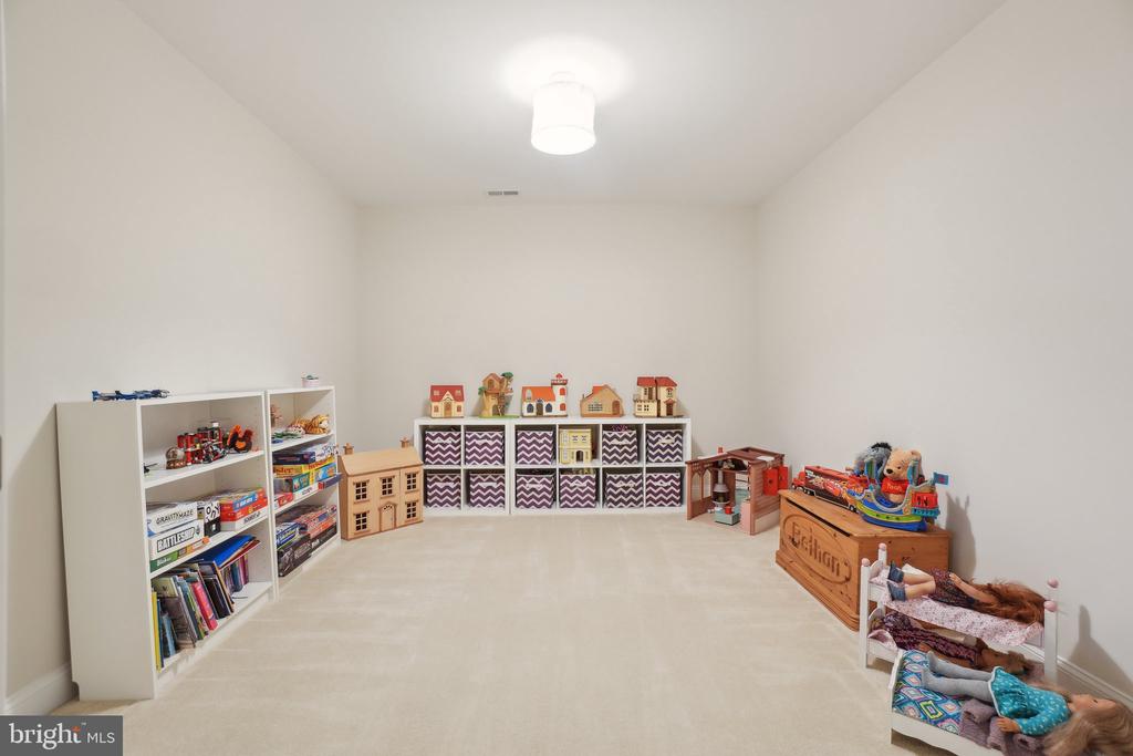 7309 FRIDEN DRIVE