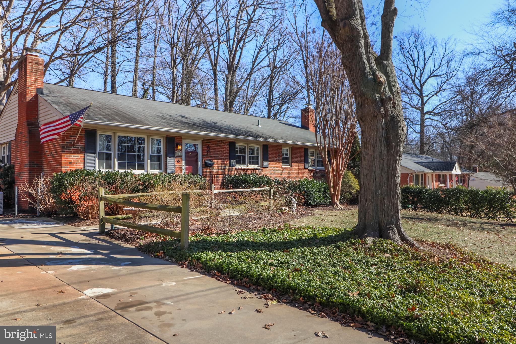 5513 SEDGWICK LANE