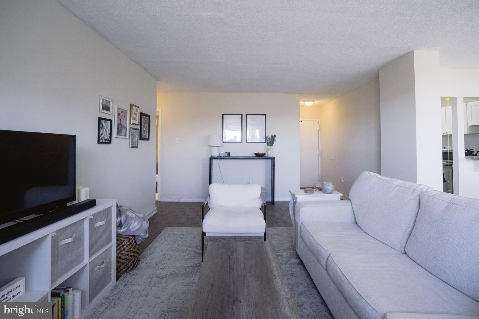 2059 HUNTINGTON AVENUE 1404