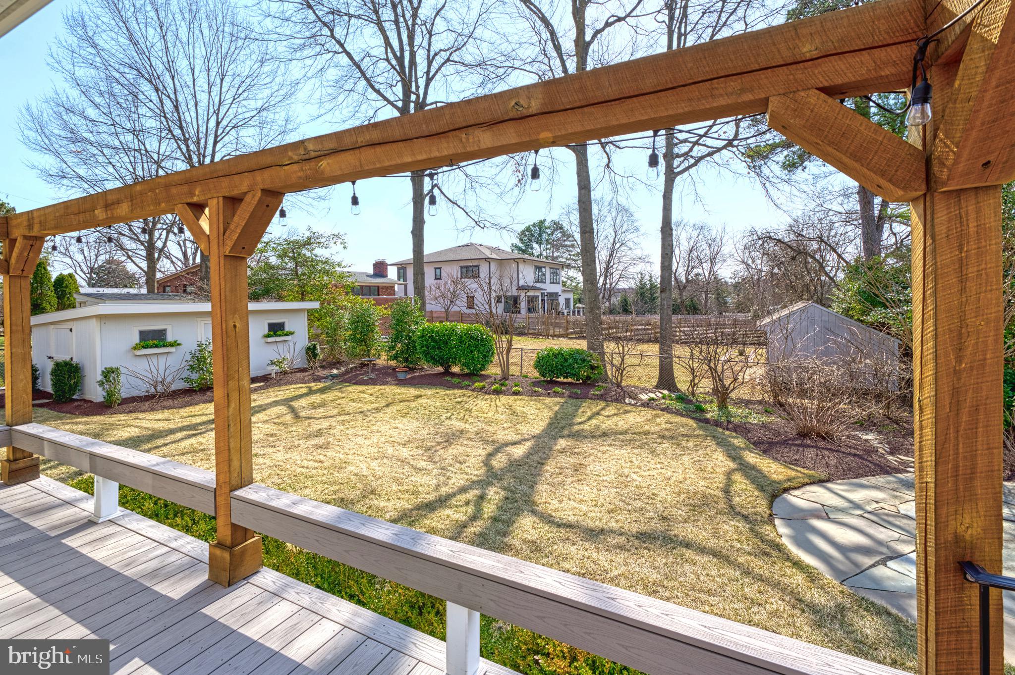 1610 WOODMOOR LANE