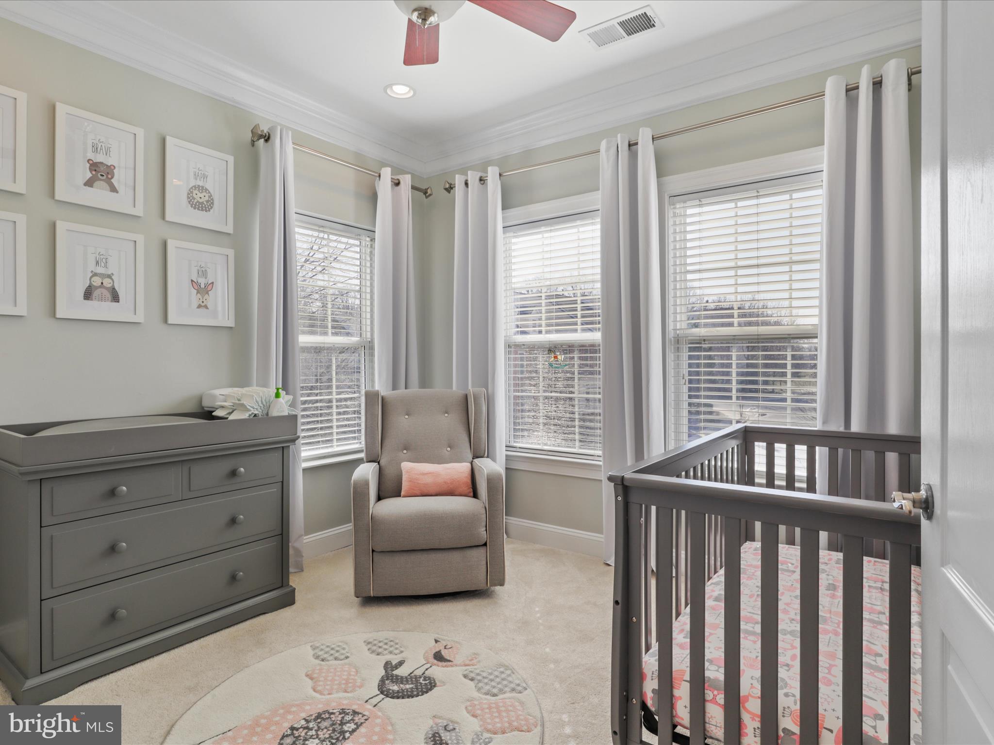 4499 MONMOUTH STREET