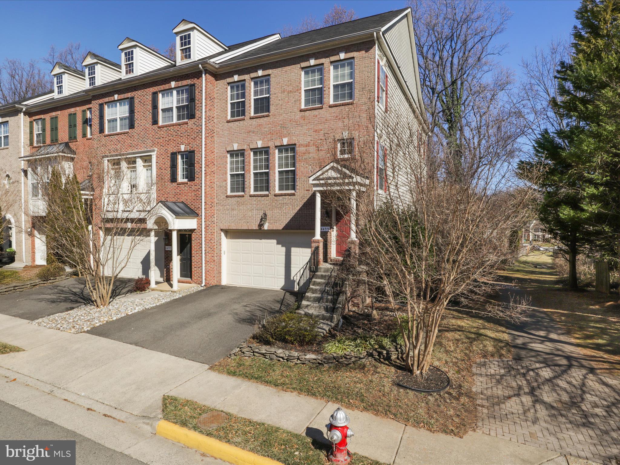 4499 MONMOUTH STREET