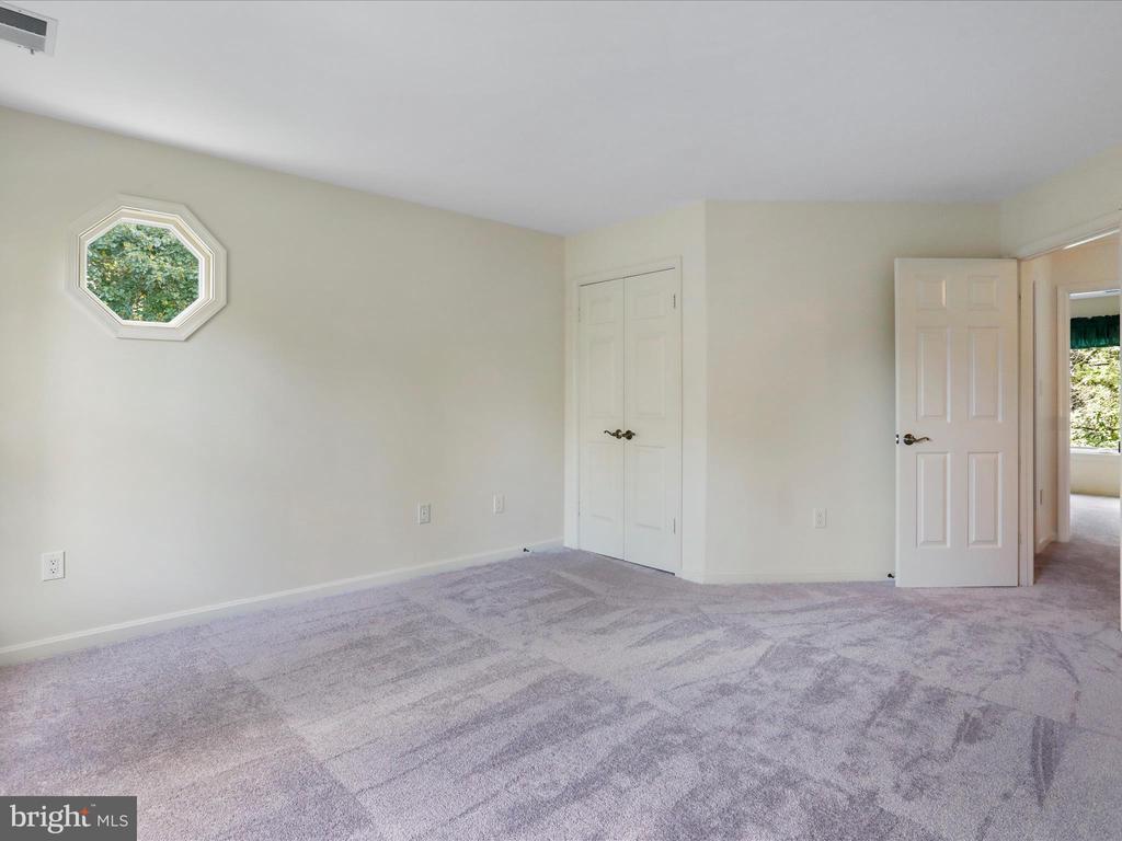 1350 HUNTER MILL ROAD