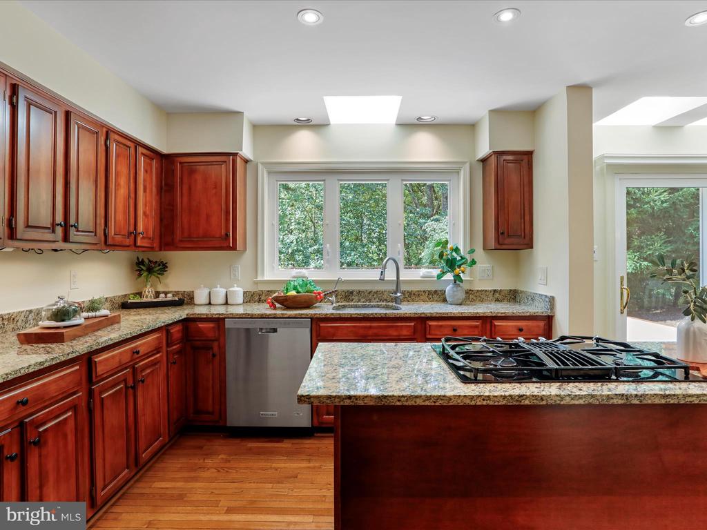 1350 HUNTER MILL ROAD
