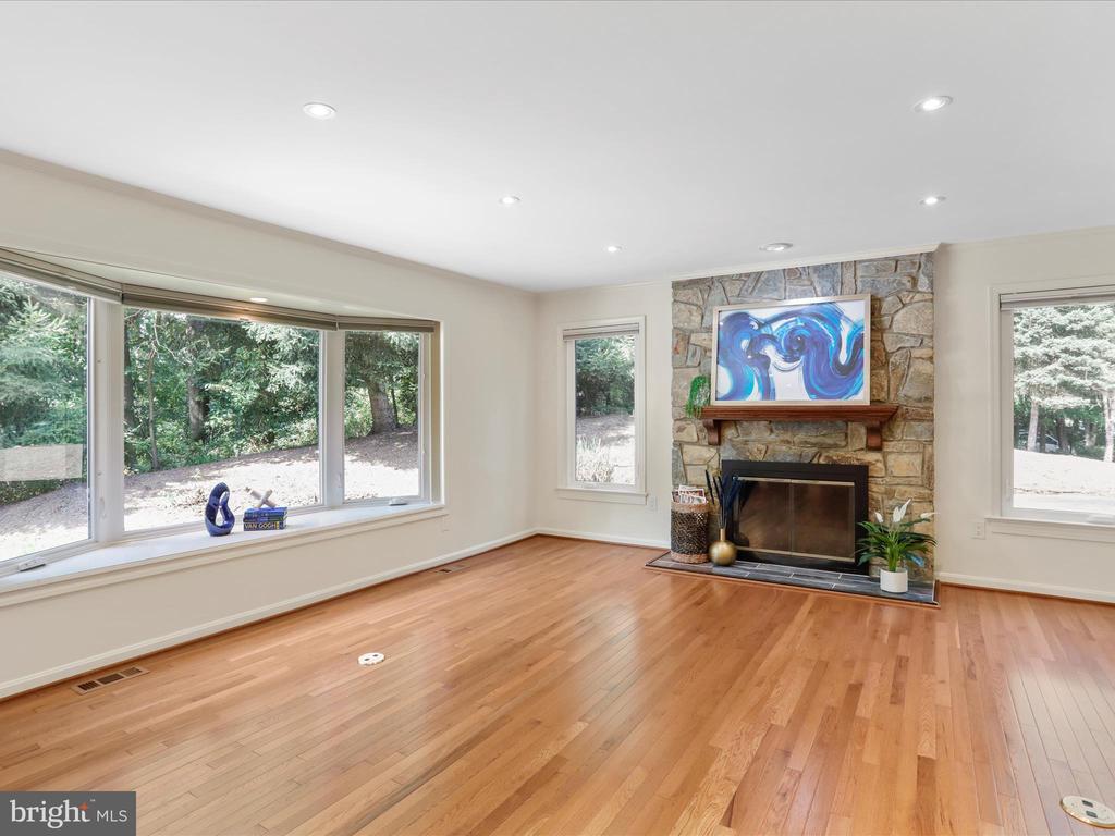 1350 HUNTER MILL ROAD