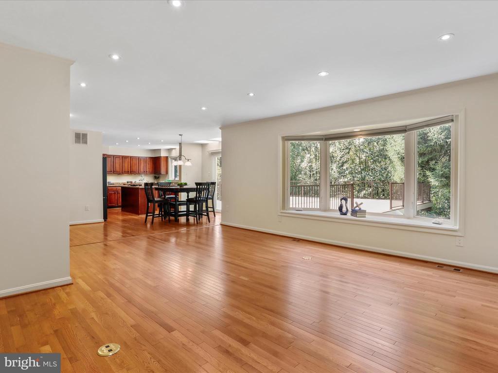 1350 HUNTER MILL ROAD