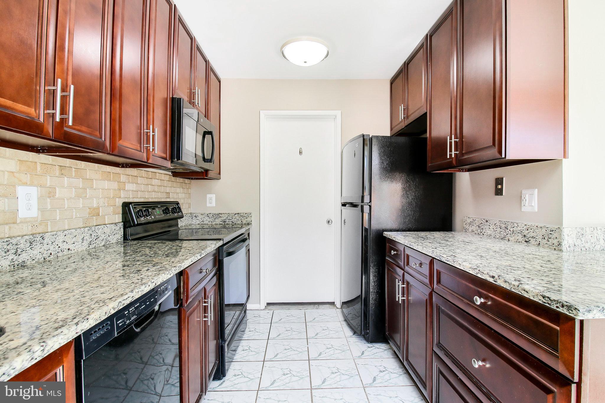 3102 BABASHAW COURT
