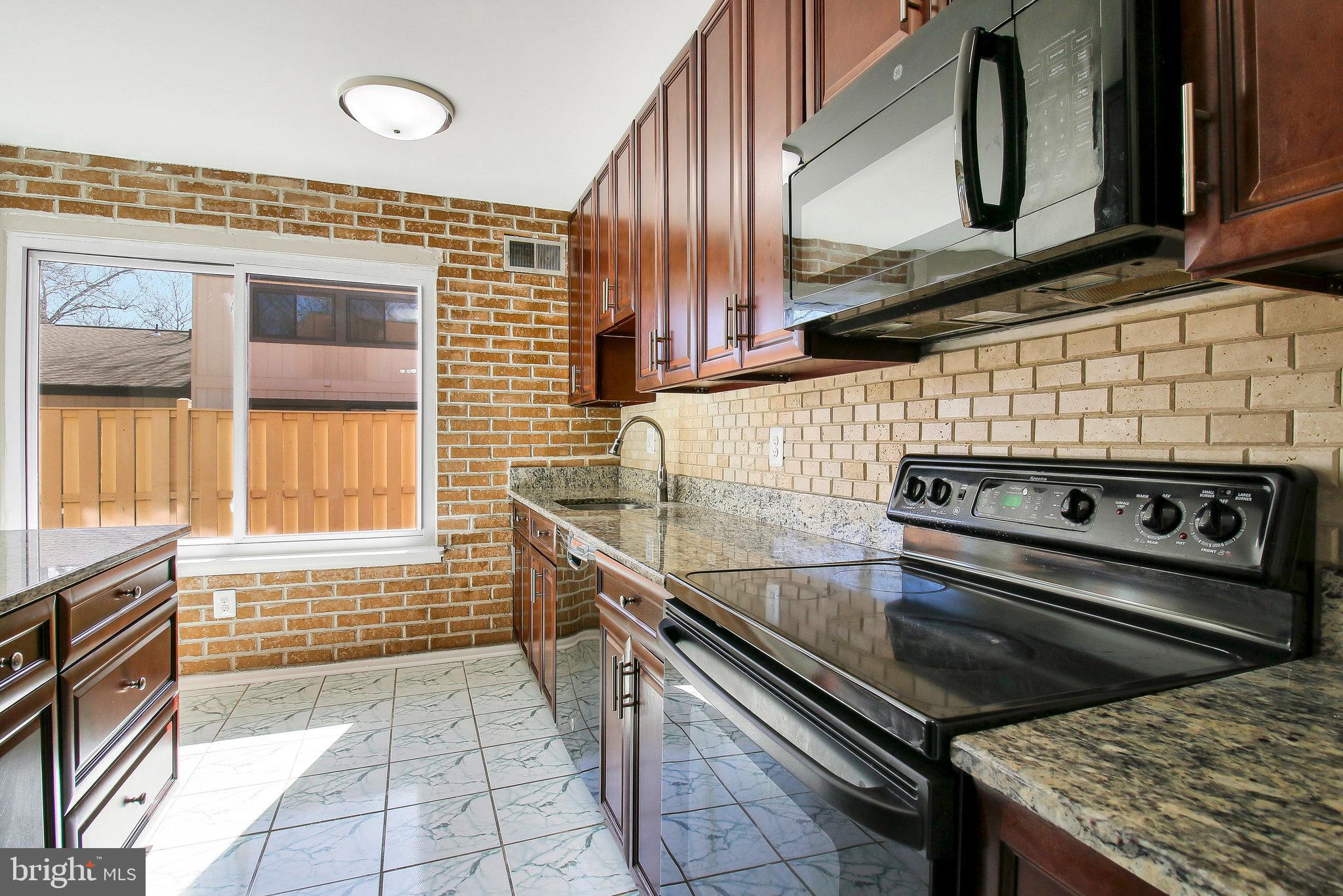 3102 BABASHAW COURT