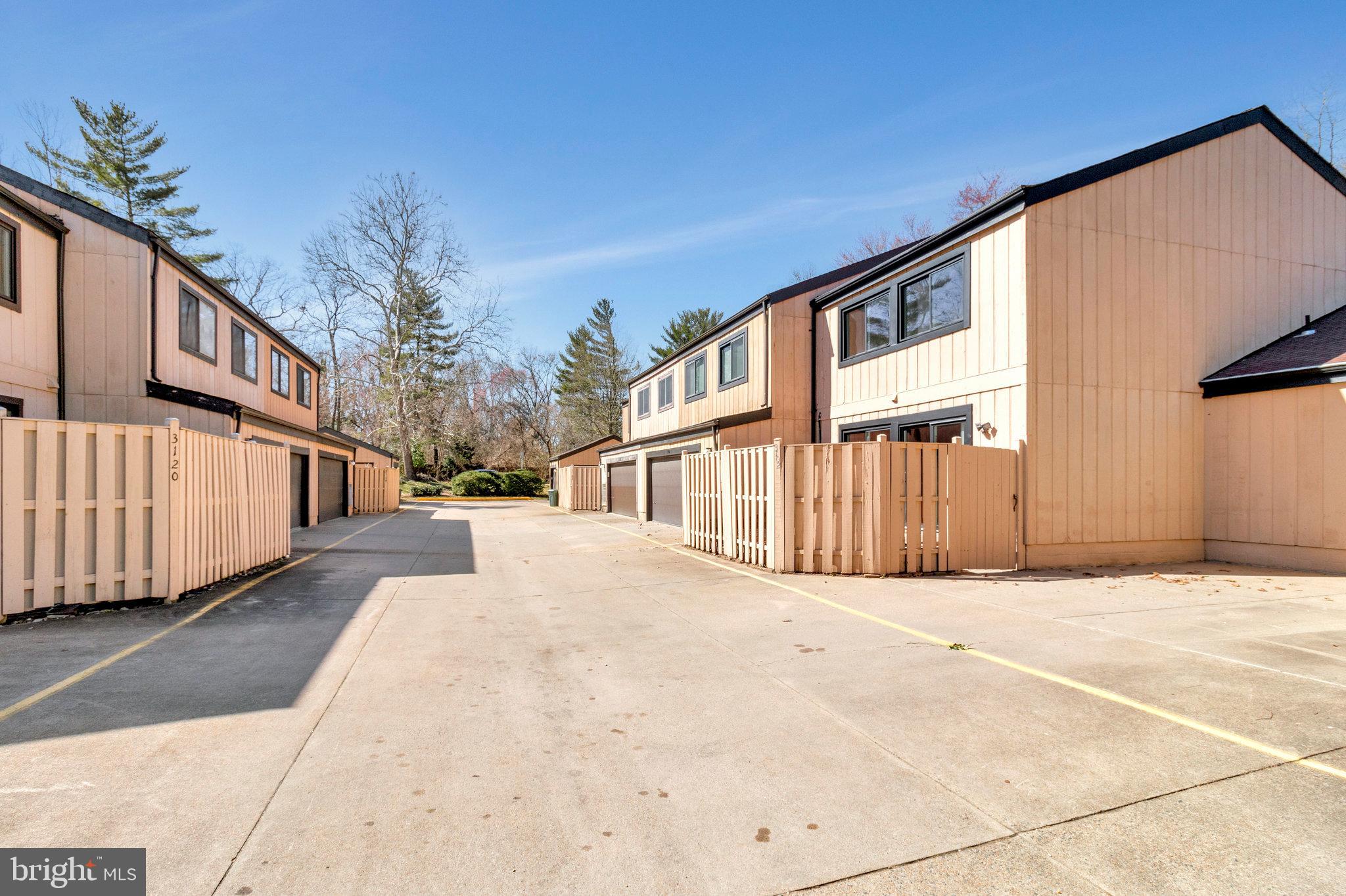 3102 BABASHAW COURT