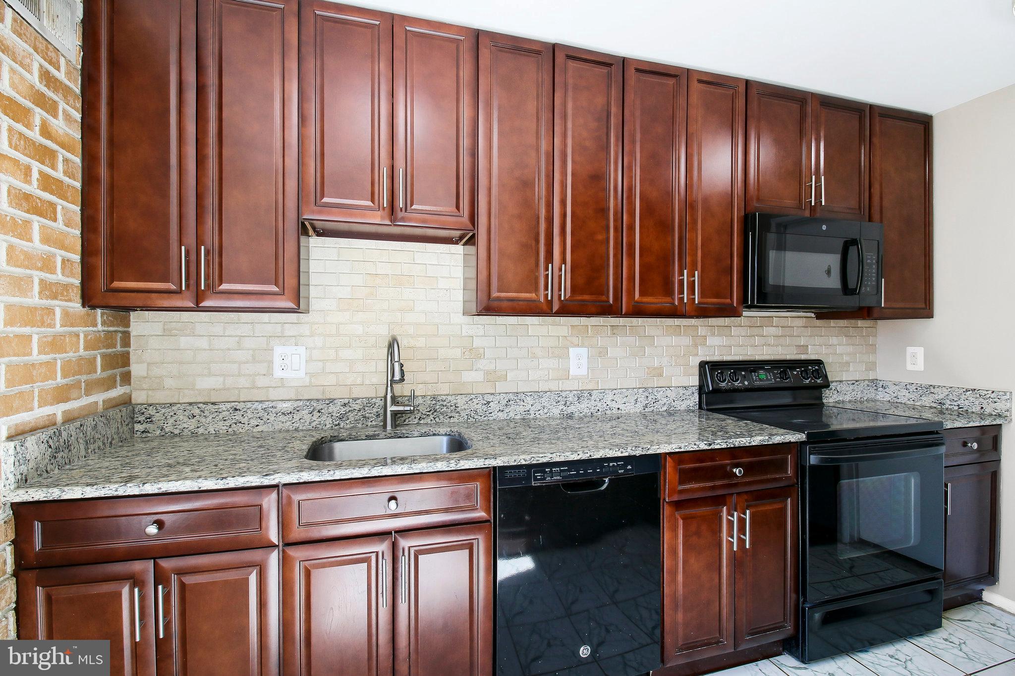3102 BABASHAW COURT