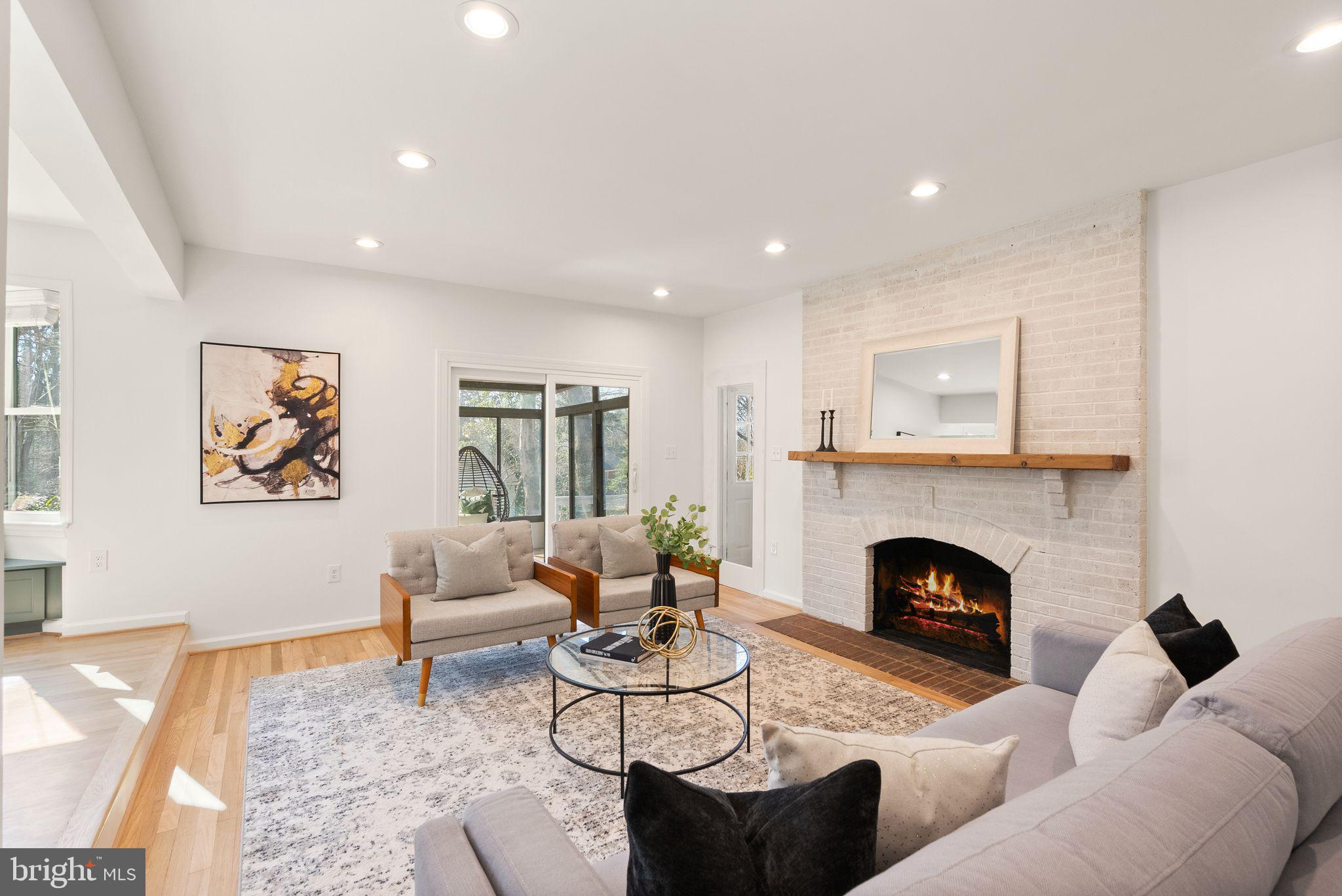 1901 MASON HILL DRIVE