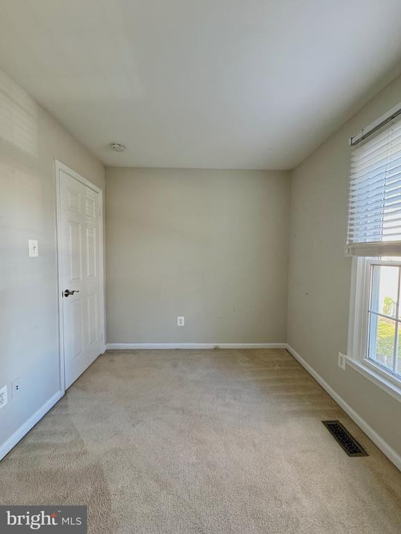 3888 MOHR OAK COURT