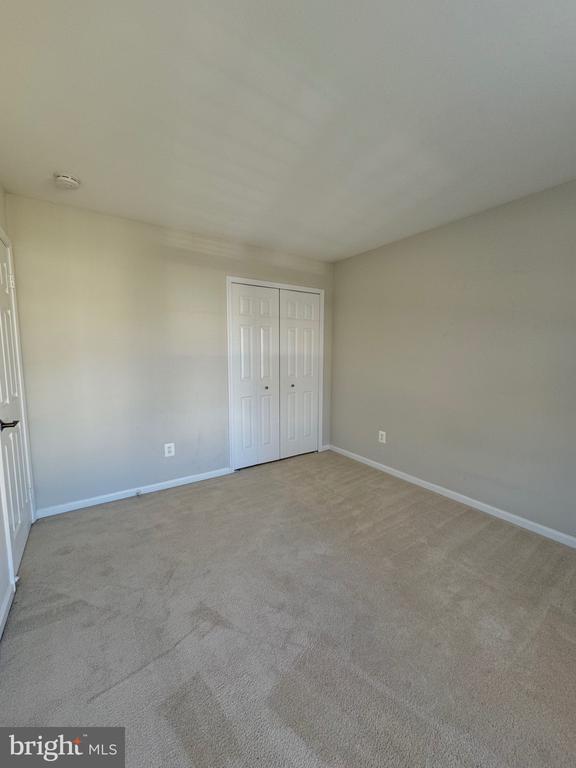 3888 MOHR OAK COURT