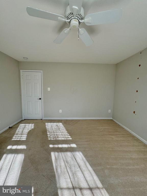 3888 MOHR OAK COURT
