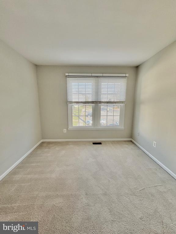 3888 MOHR OAK COURT