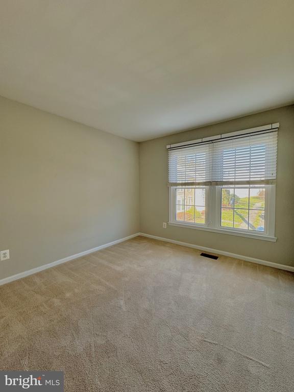 3888 MOHR OAK COURT