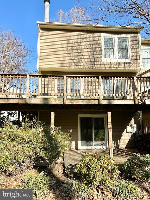 3888 MOHR OAK COURT
