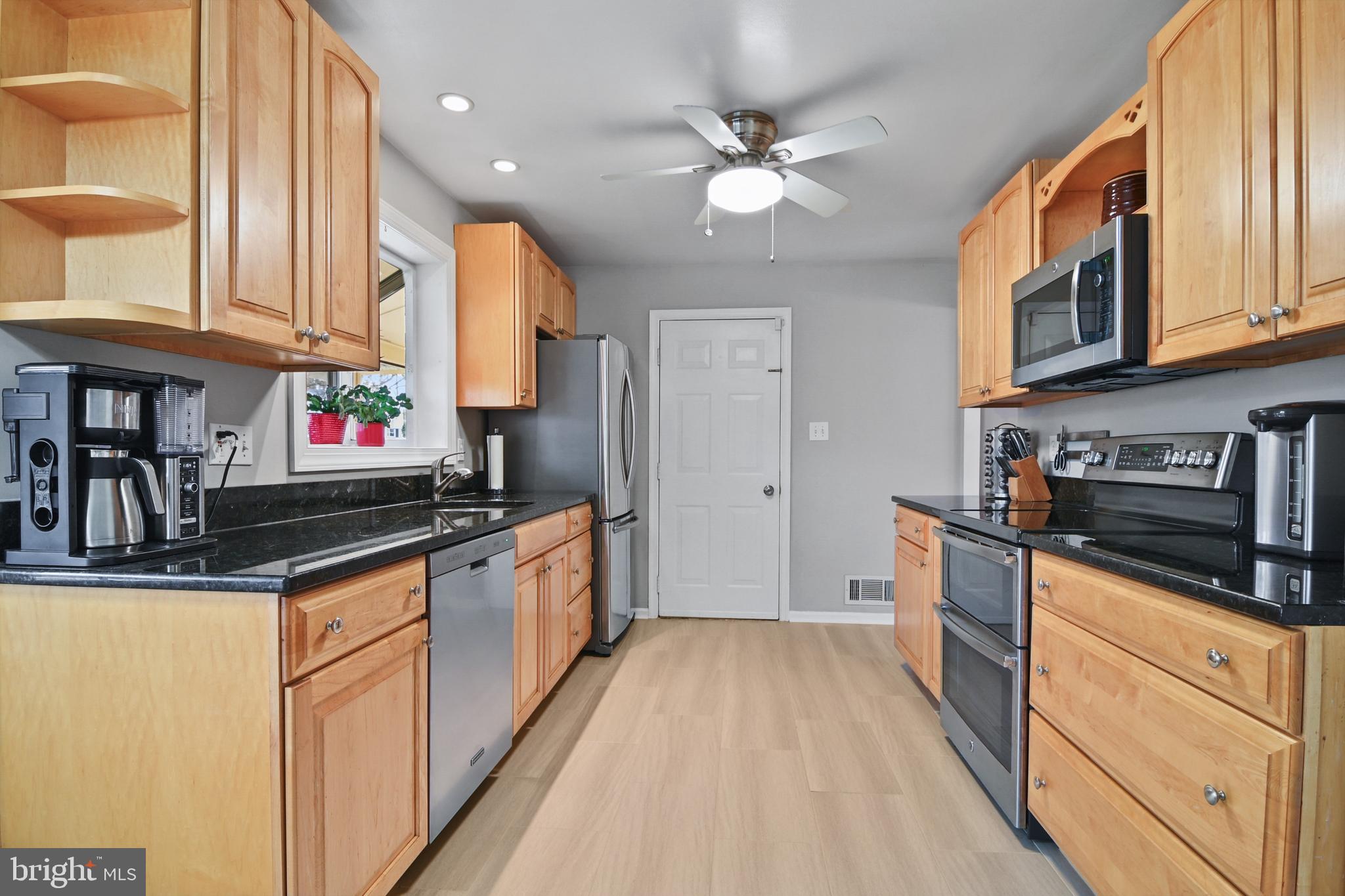 6614 HUNTSMAN BOULEVARD