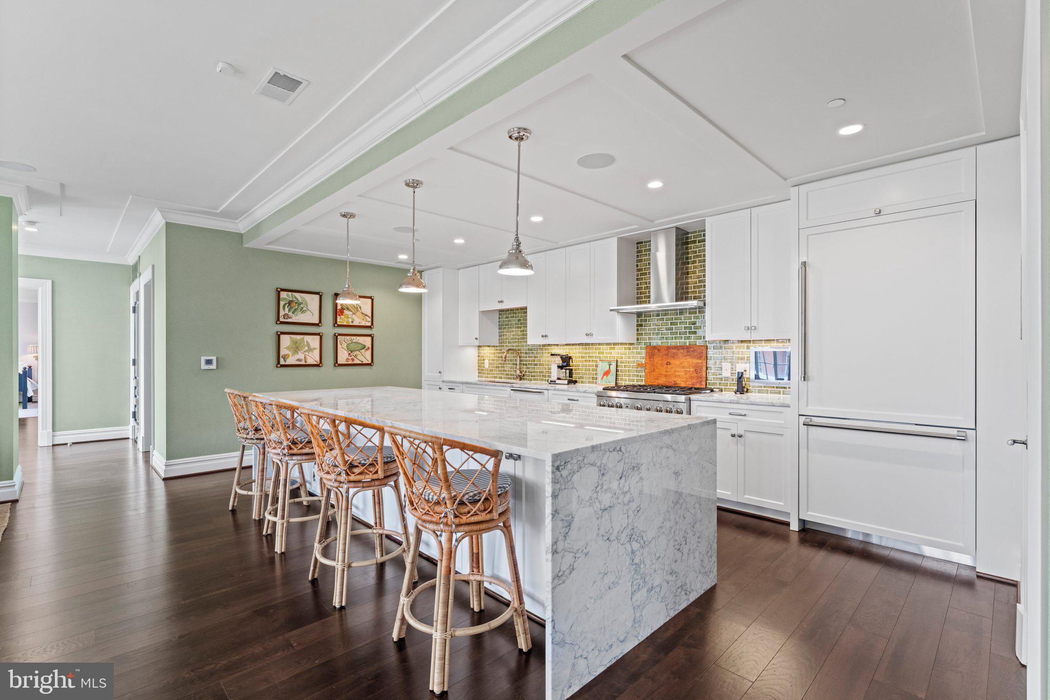 6900 FLEETWOOD ROAD 706