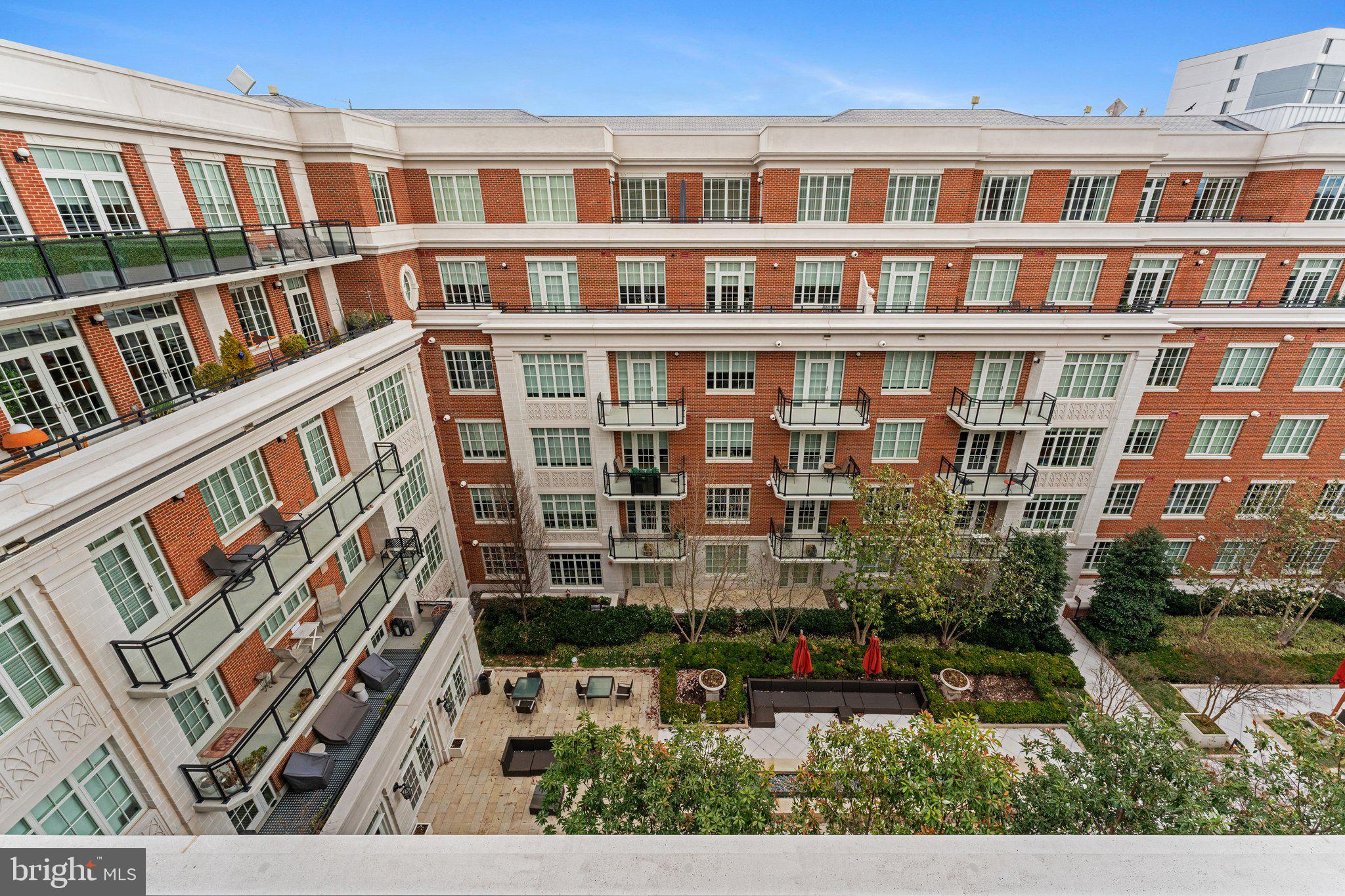 6900 FLEETWOOD ROAD 706