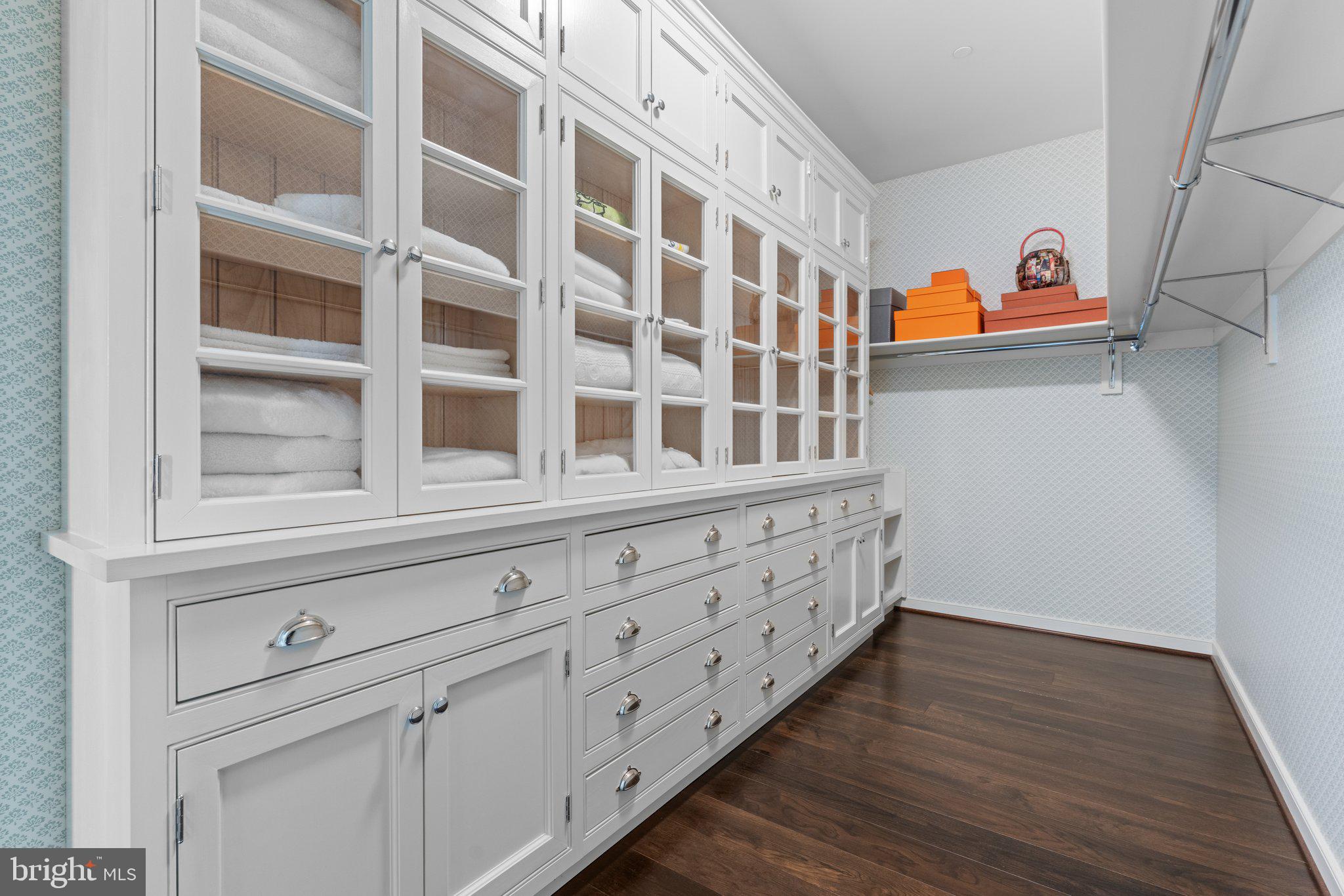 6900 FLEETWOOD ROAD 706