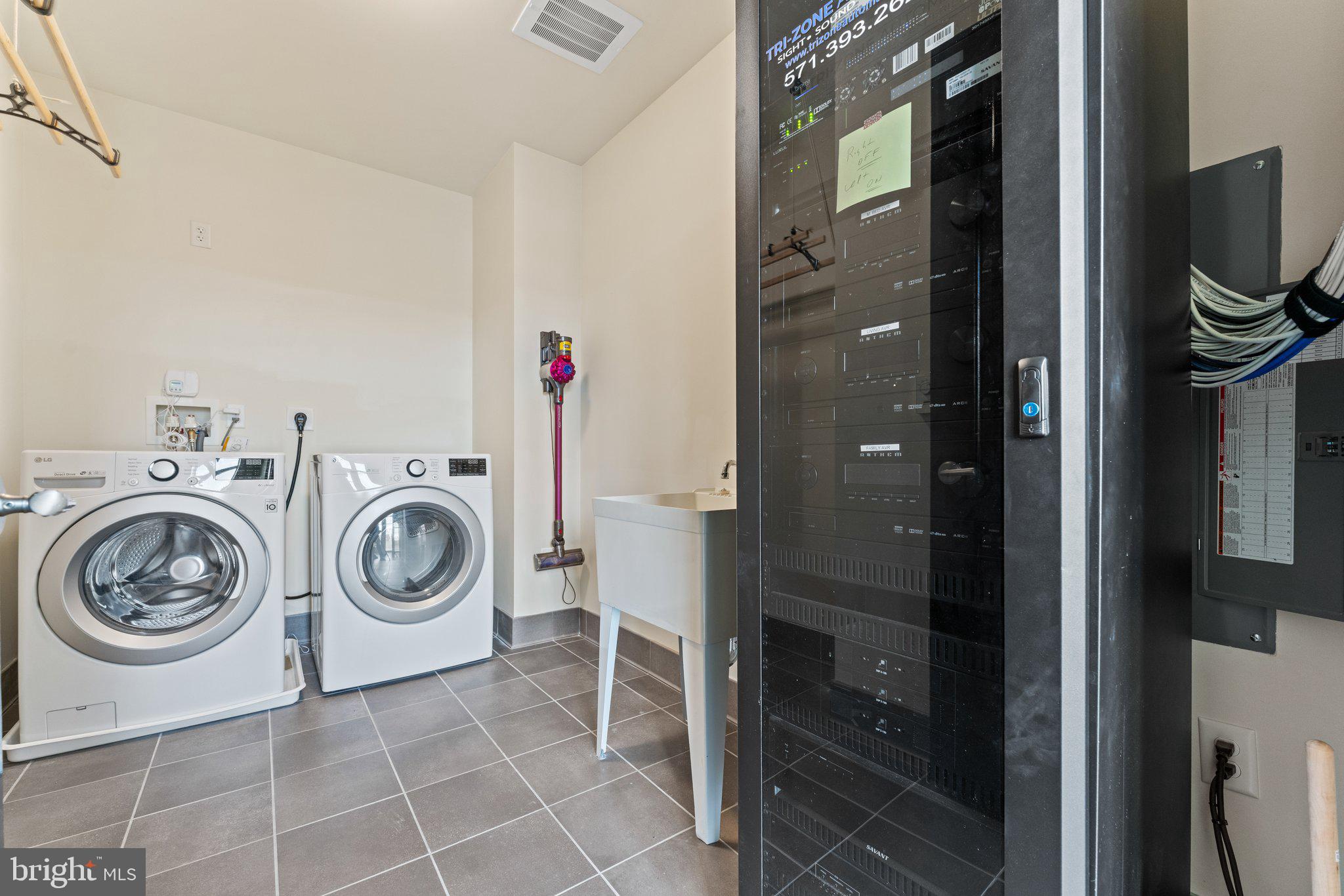 6900 FLEETWOOD ROAD 706