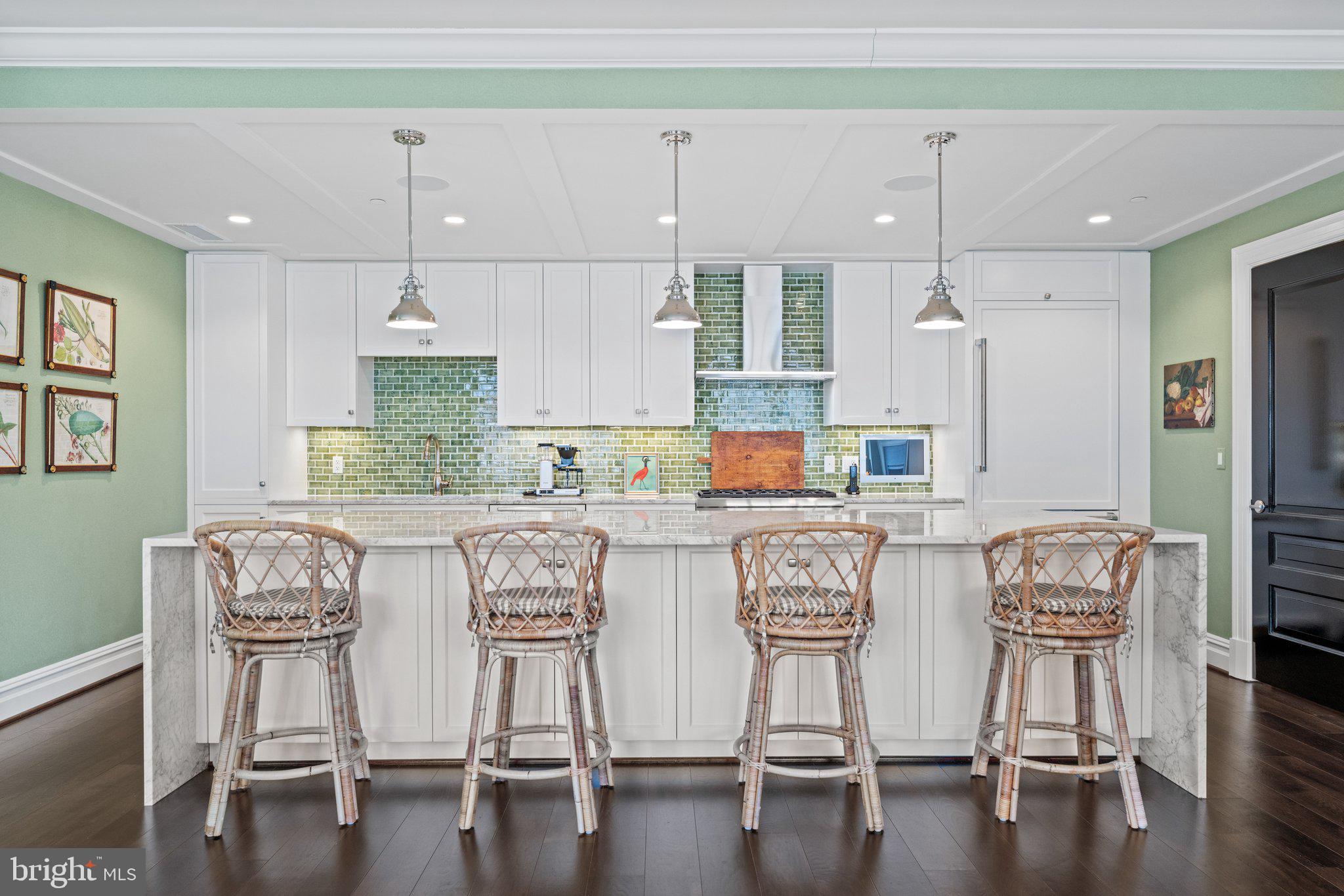 6900 FLEETWOOD ROAD 706