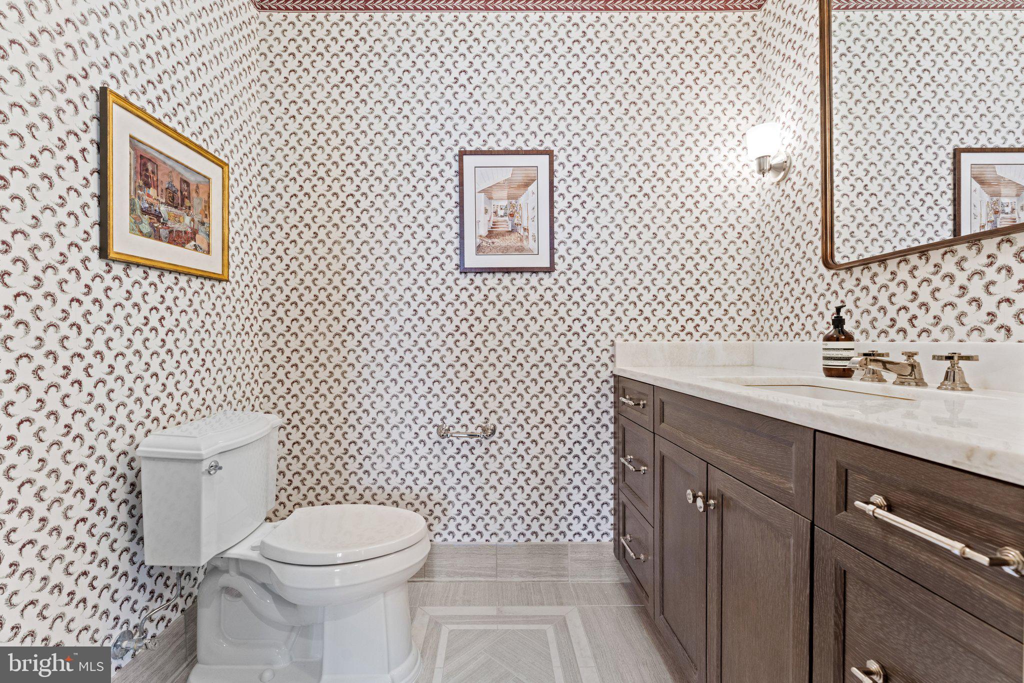 6900 FLEETWOOD ROAD 706