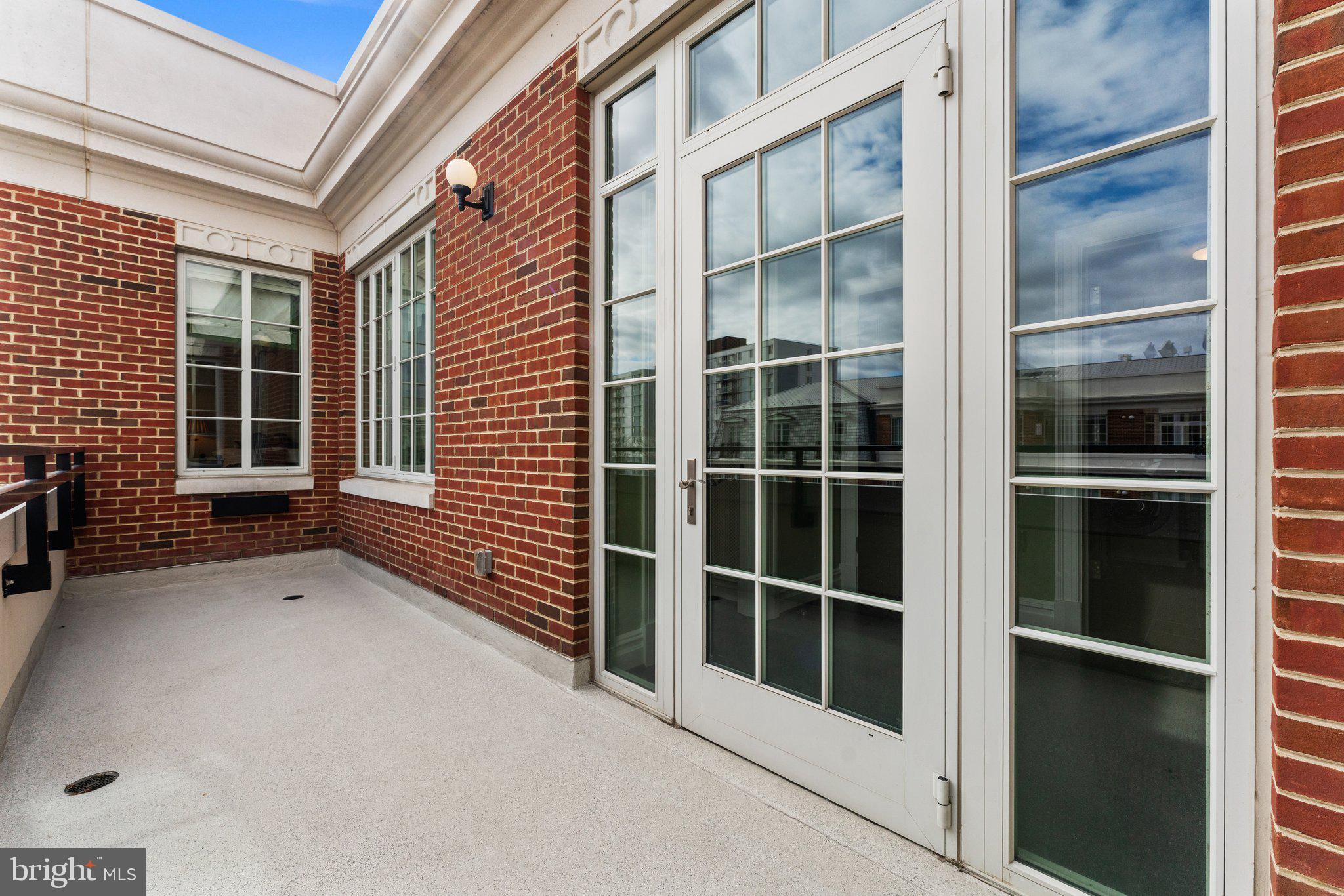 6900 FLEETWOOD ROAD 706