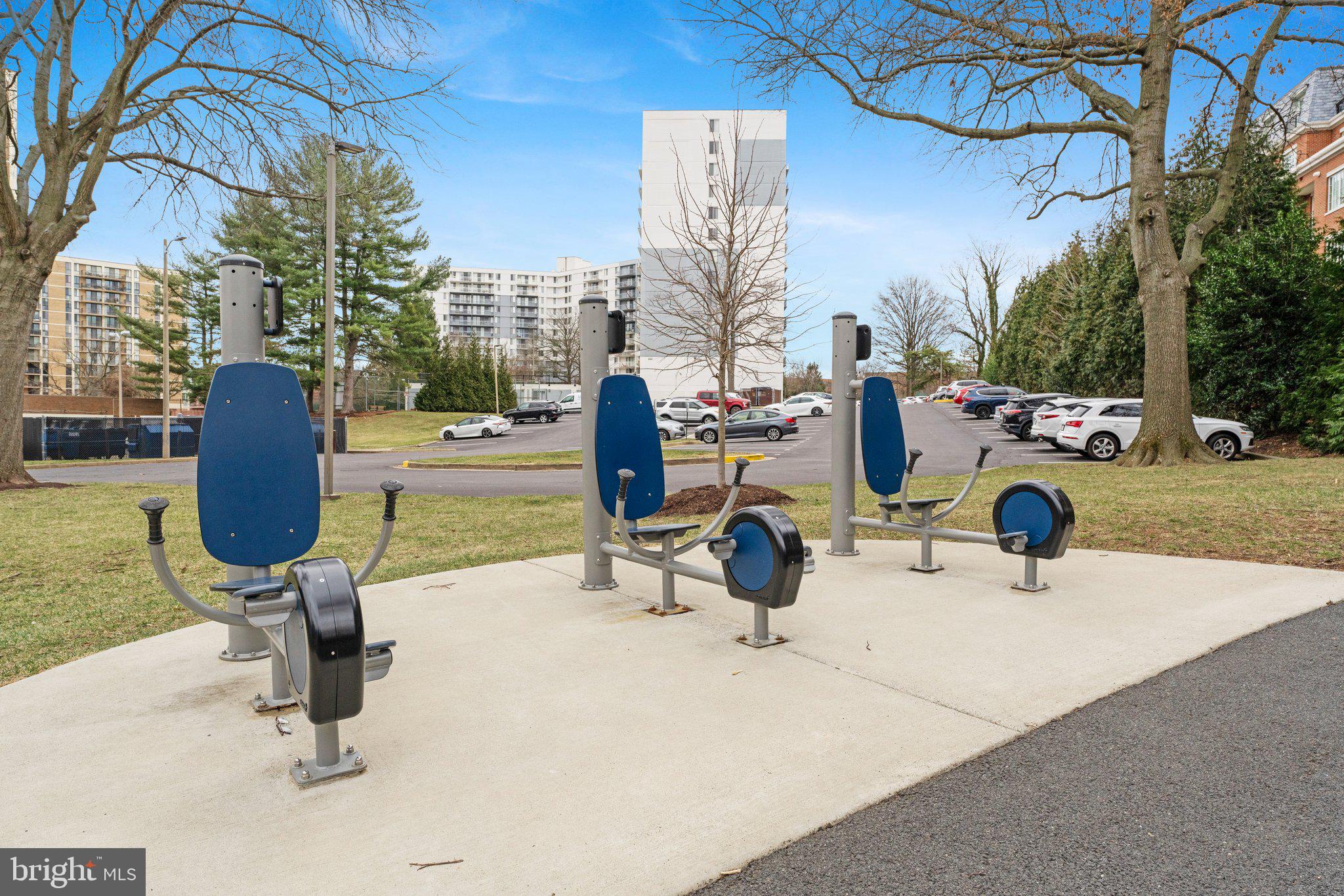 6900 FLEETWOOD ROAD 706