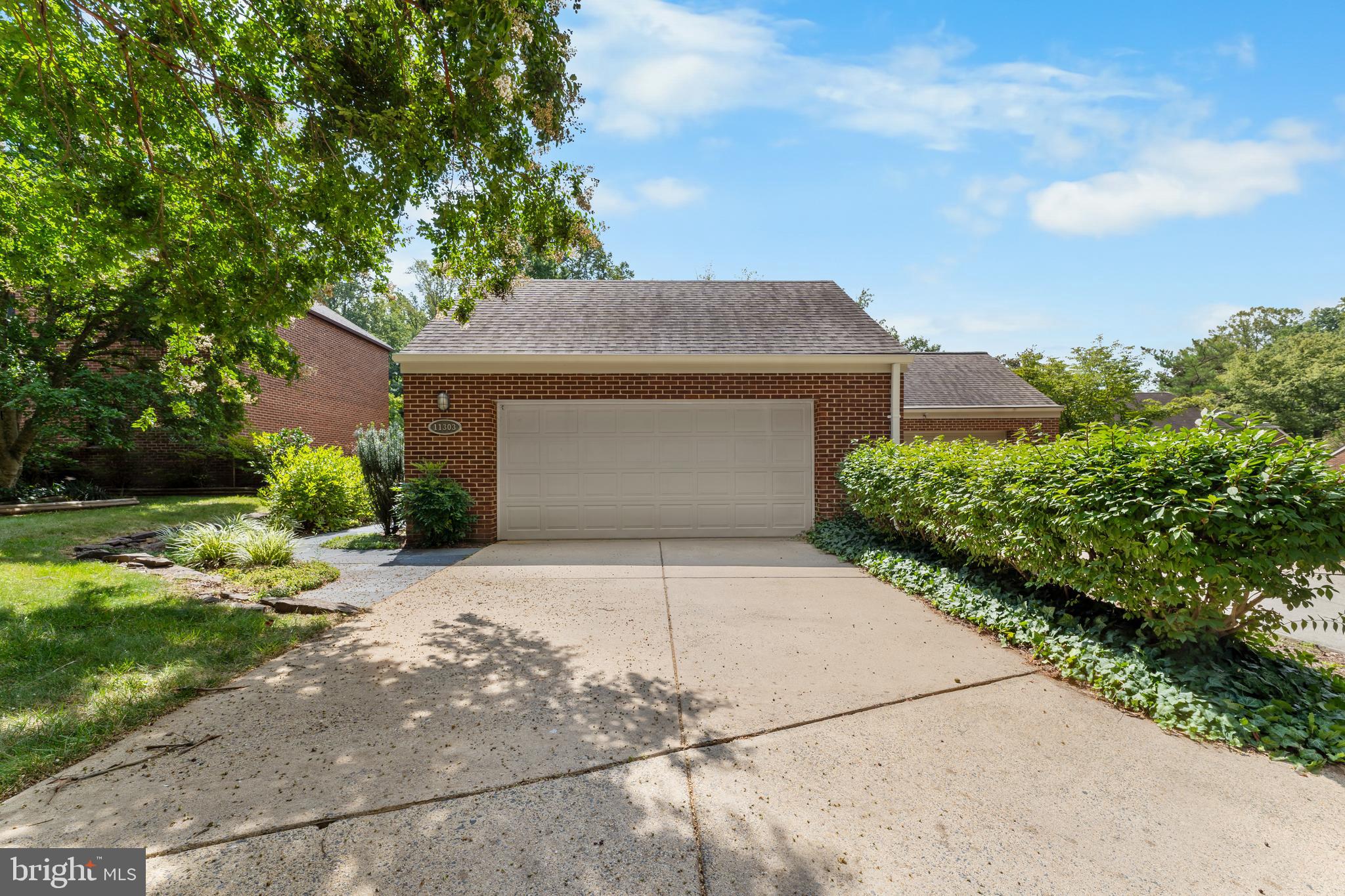 11303 HARBORSIDE CLUSTER