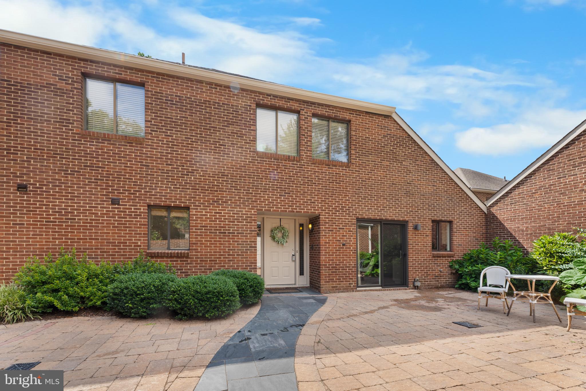 11303 HARBORSIDE CLUSTER