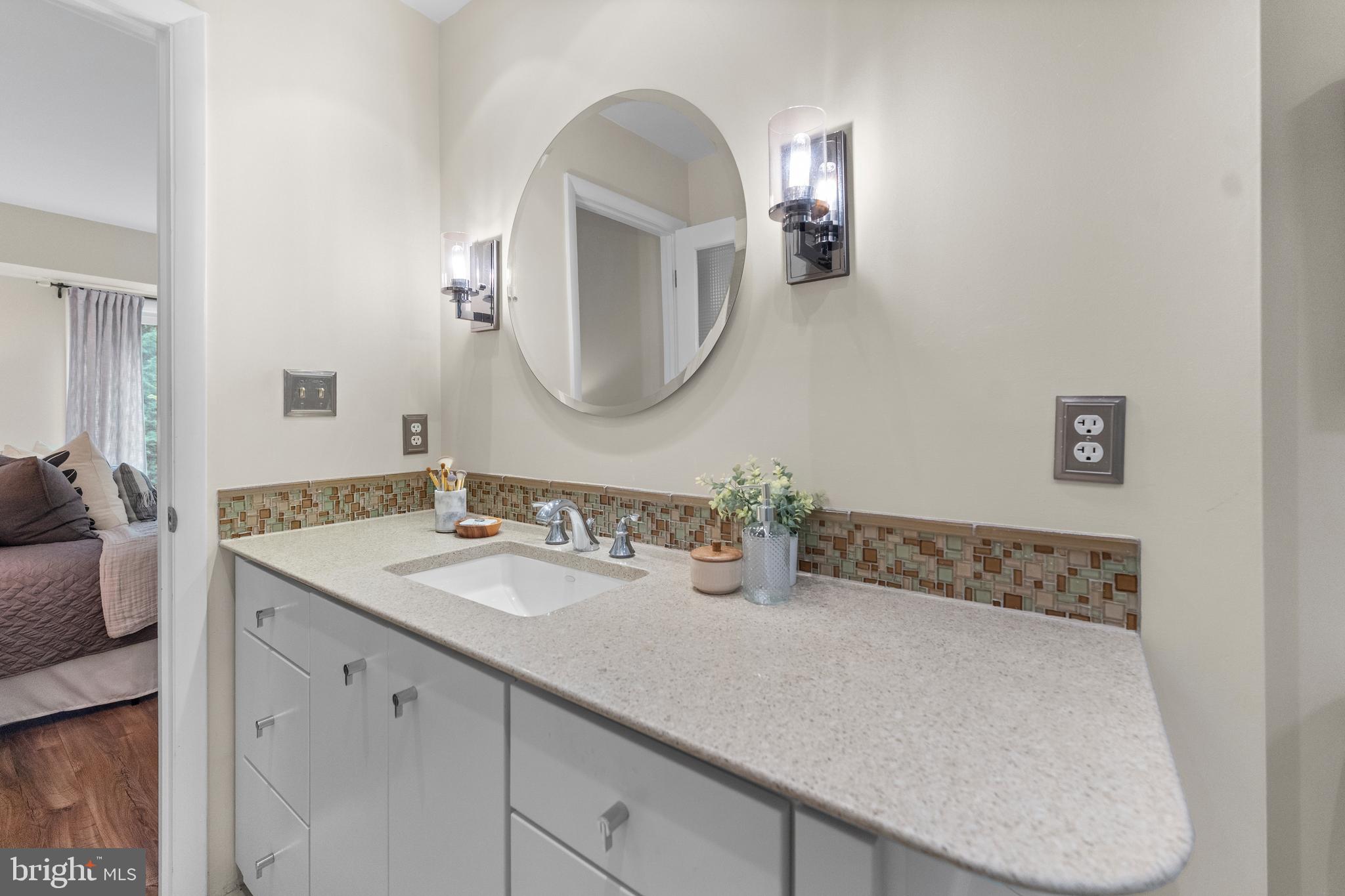 11303 HARBORSIDE CLUSTER