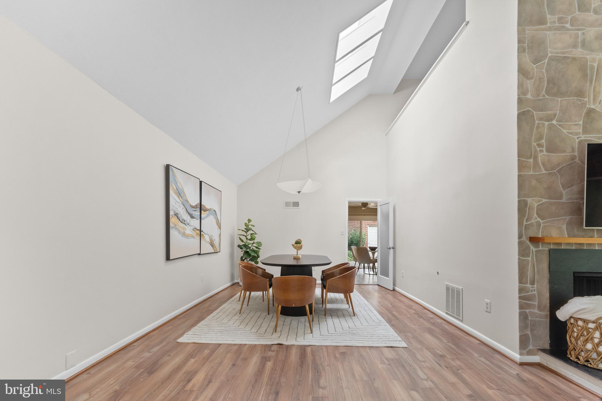 11303 HARBORSIDE CLUSTER