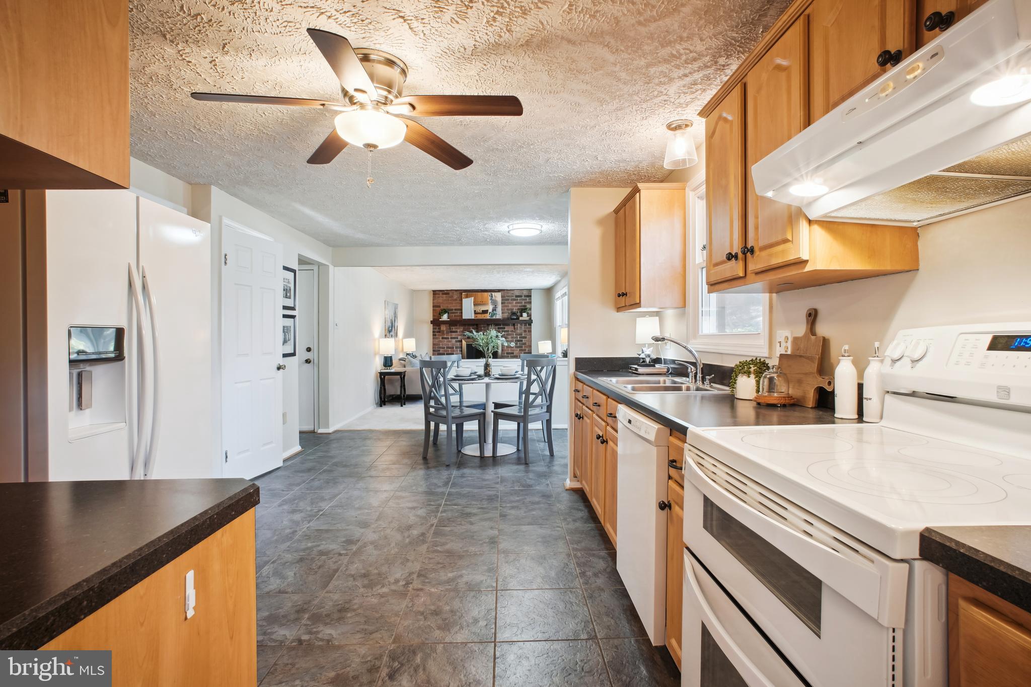 6700 WOODEN SPOKE ROAD