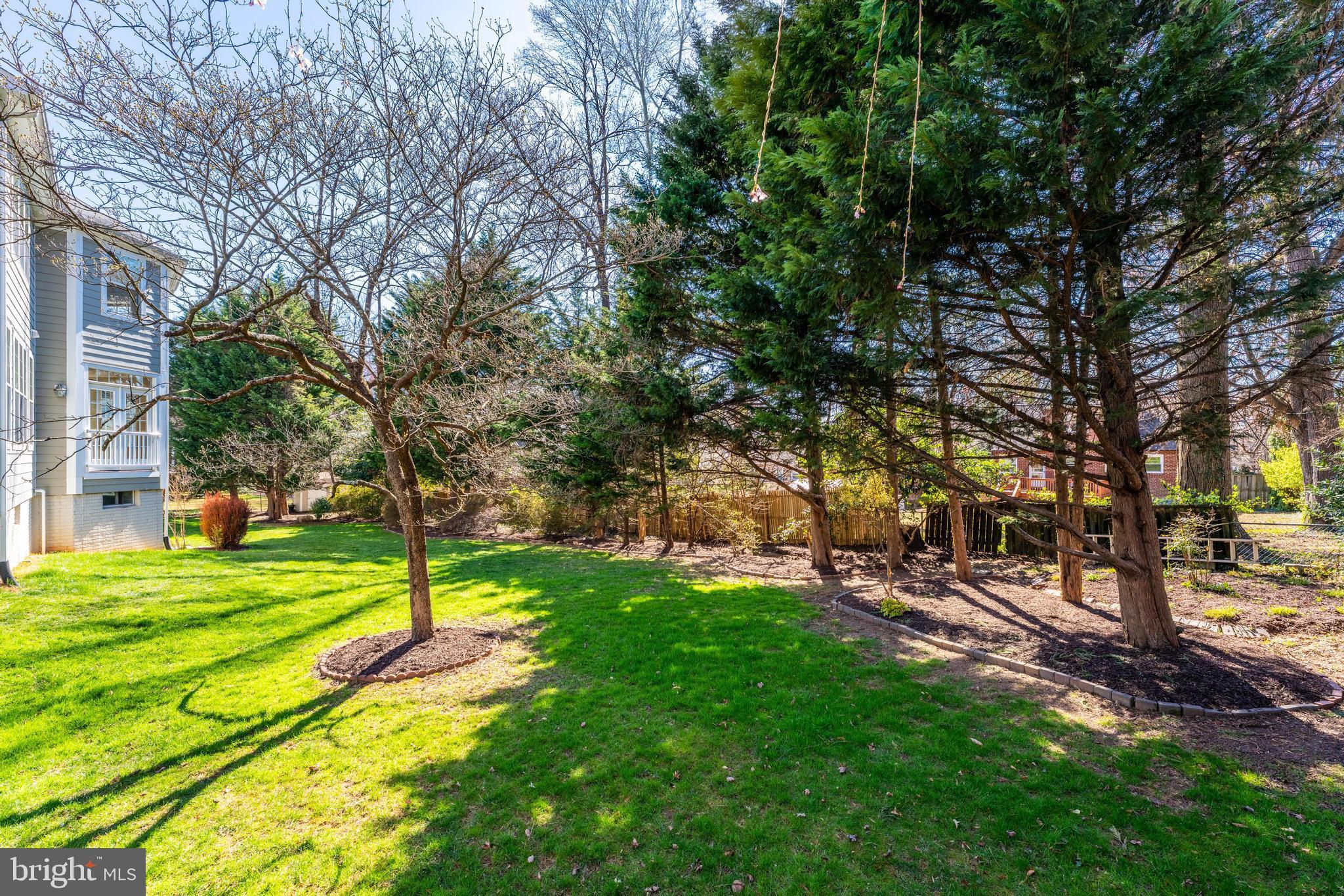 6629 BEACON LANE
