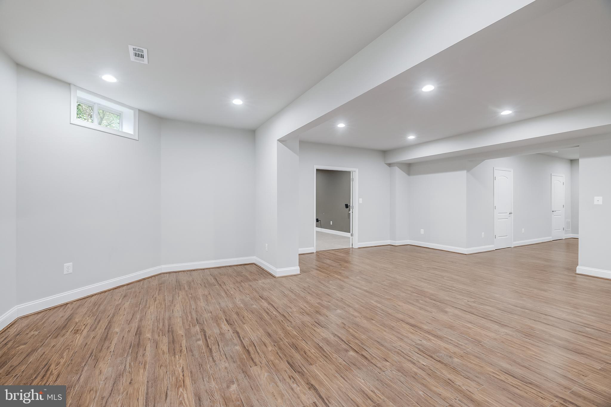 6629 BEACON LANE