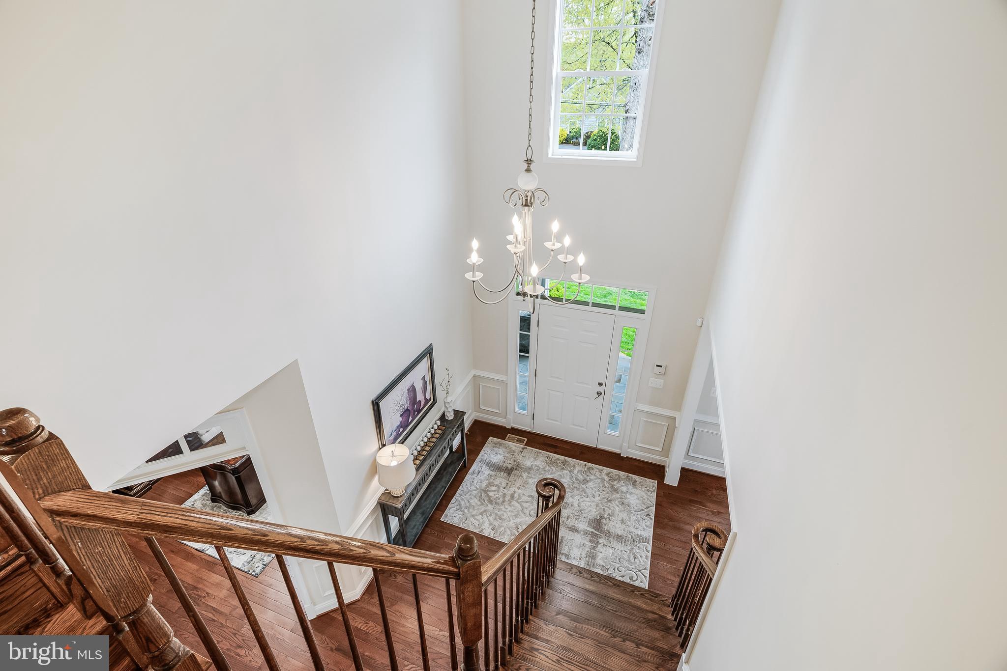 6629 BEACON LANE
