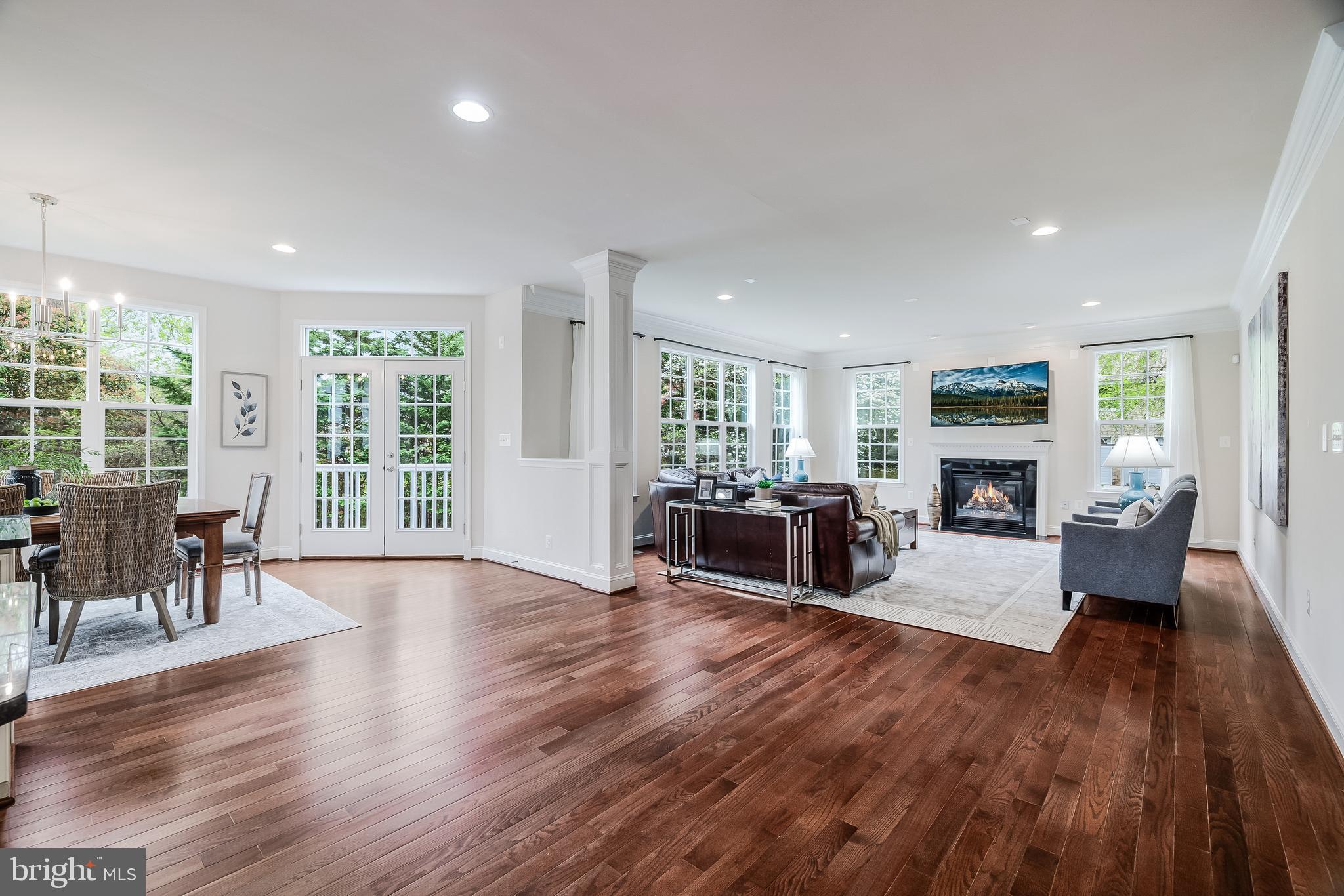 6629 BEACON LANE