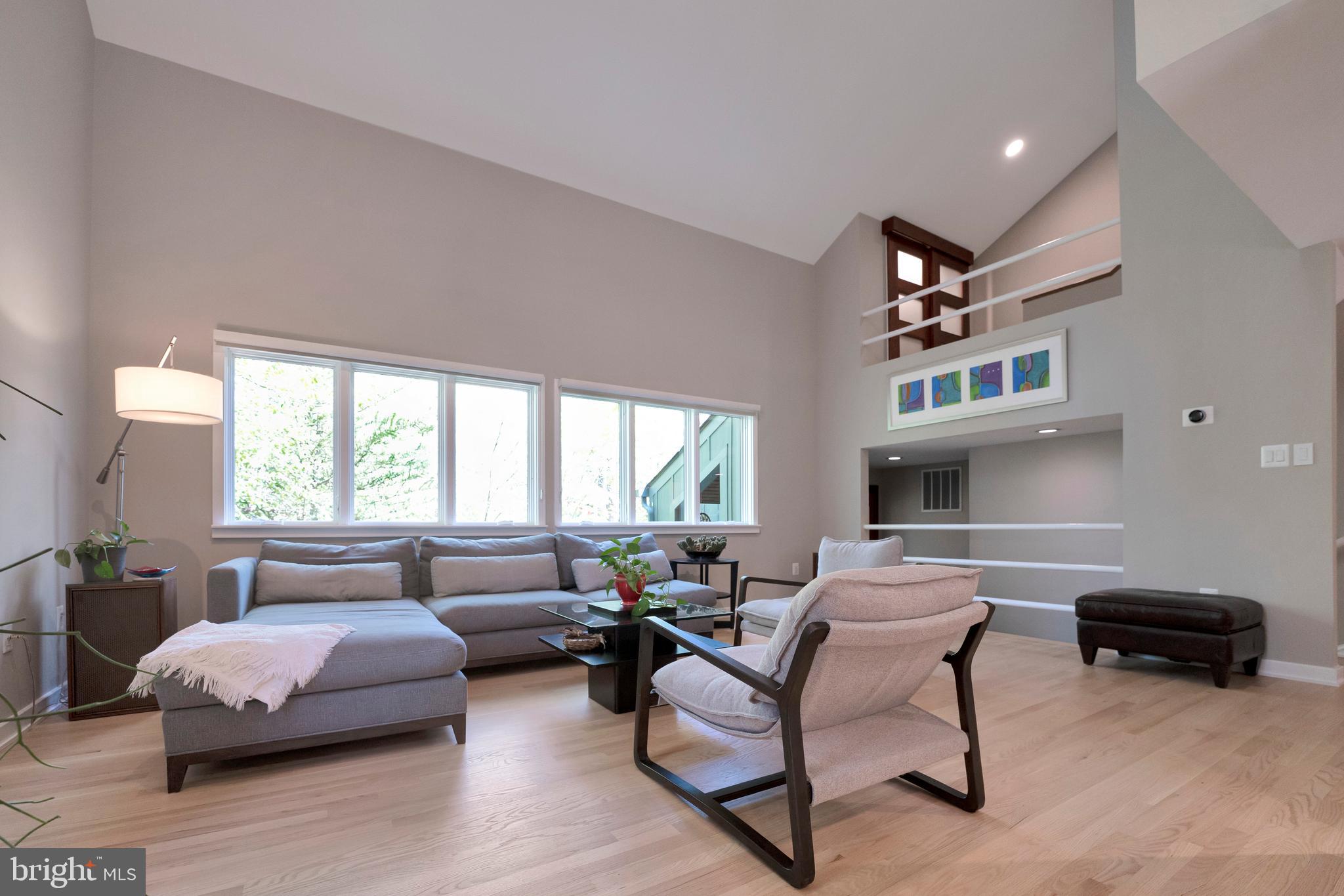 3214 FOXVALE DRIVE