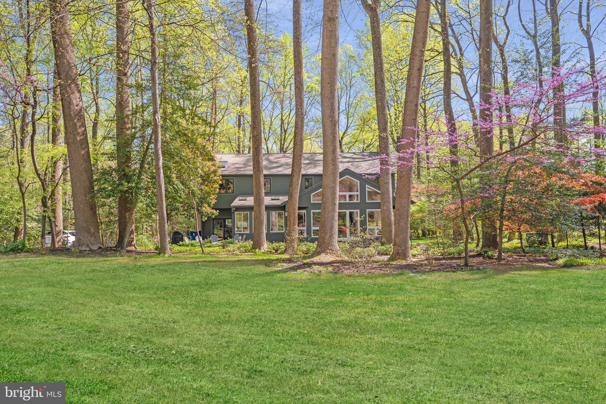 3214 FOXVALE DRIVE