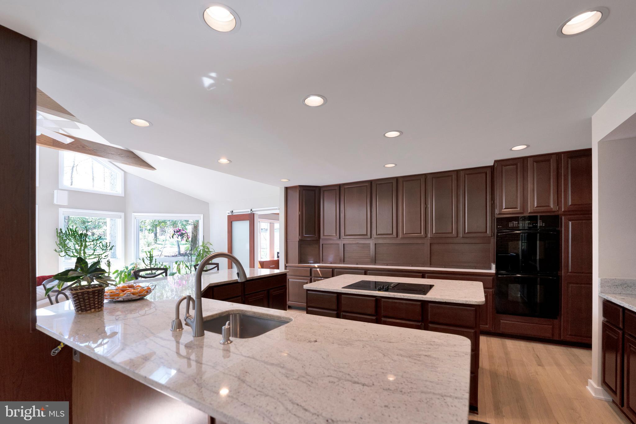 3214 FOXVALE DRIVE